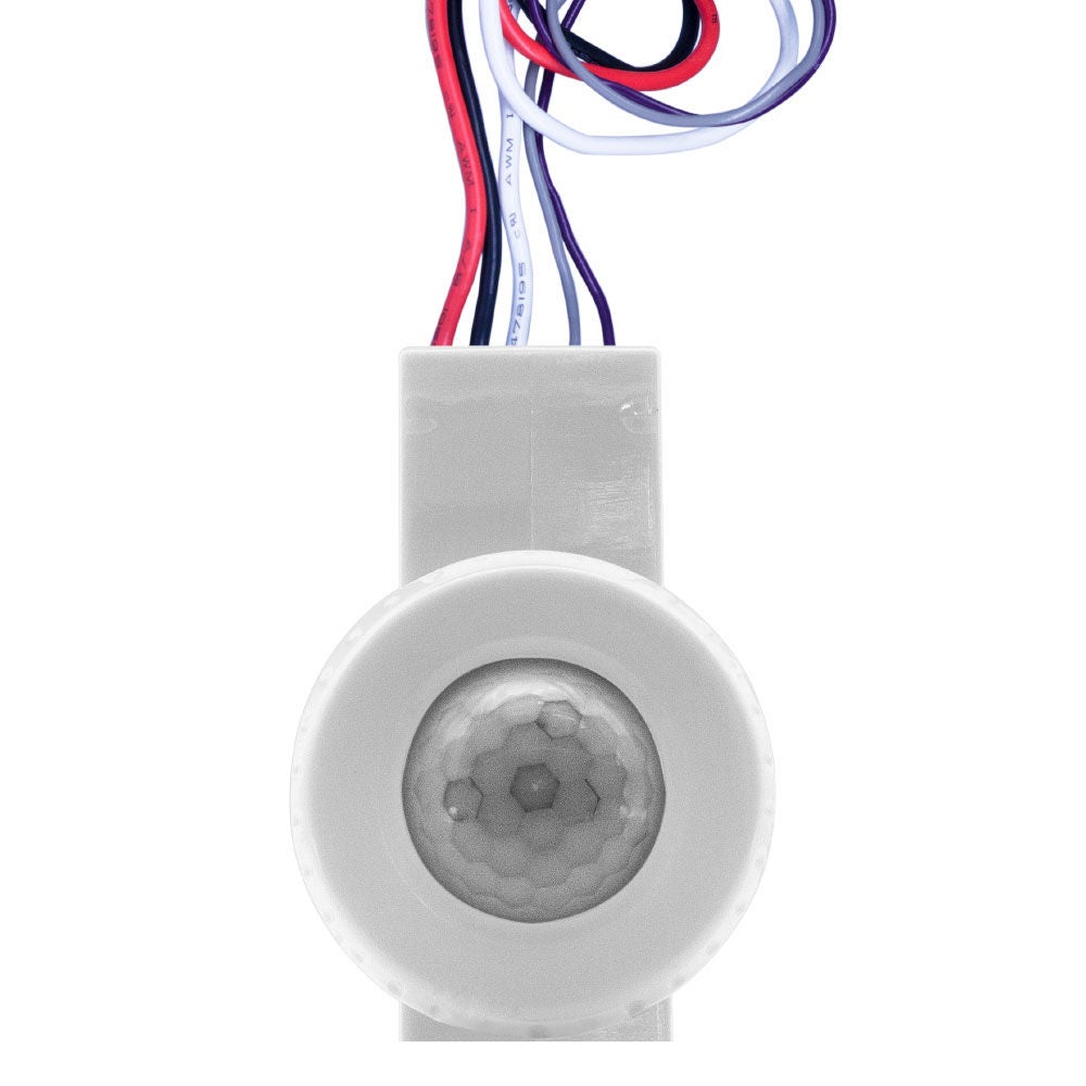 Solo fixture integrated sensor