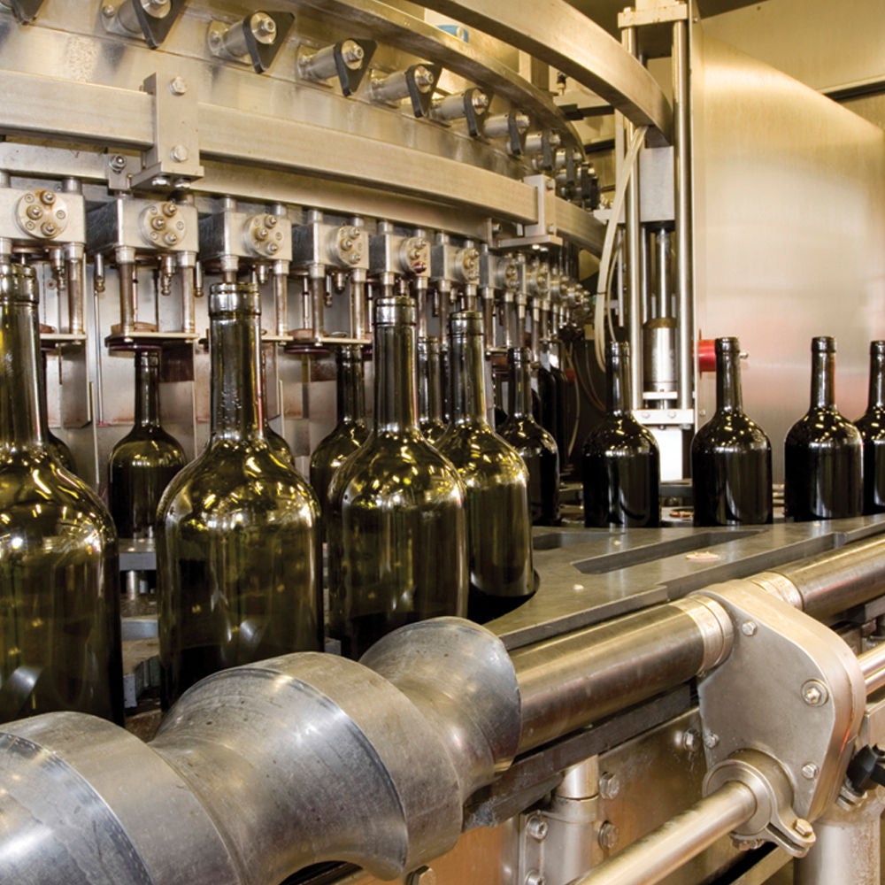food and beverage - winery, bottles on conveyor system