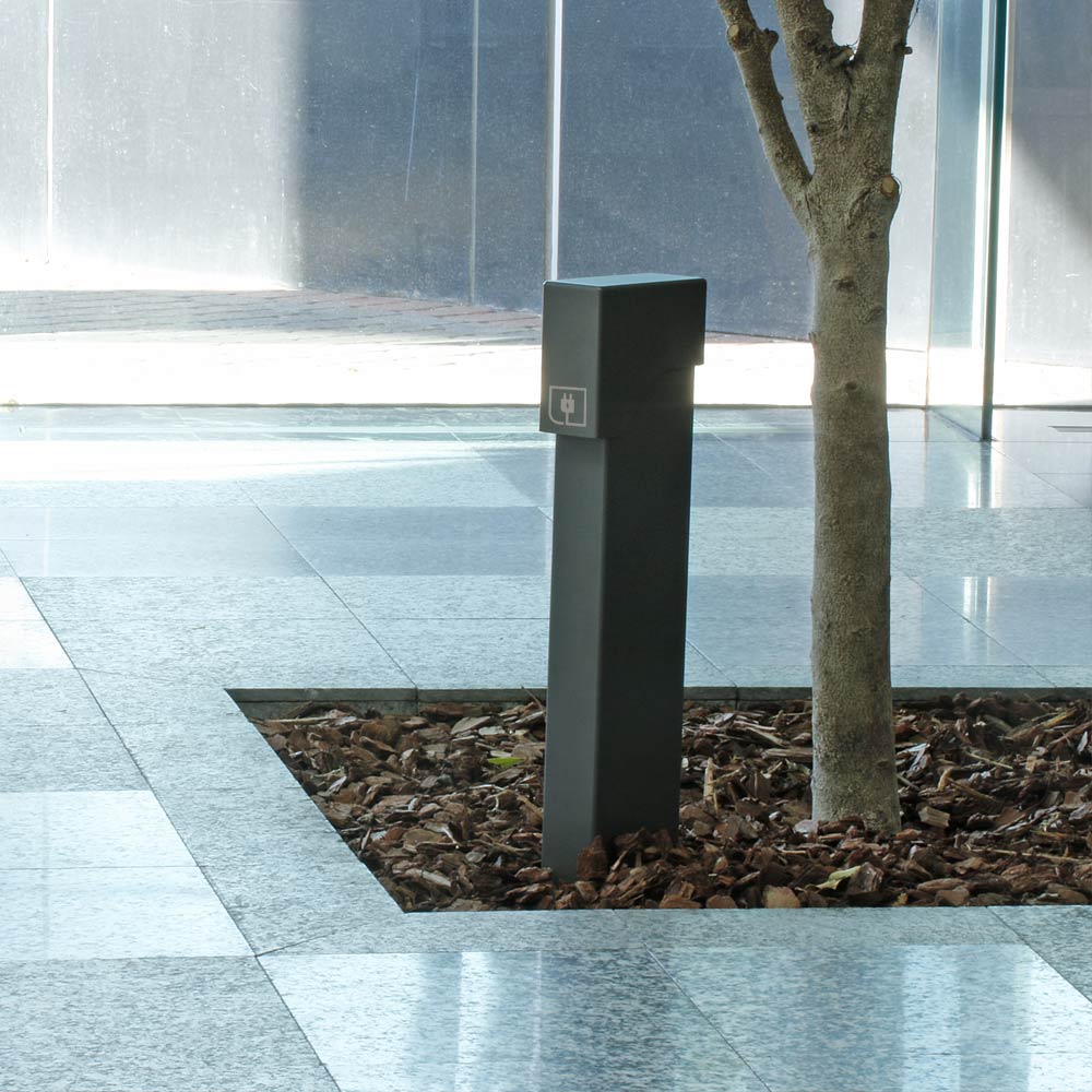 Commercial-Buildings Pedestal in commercial building